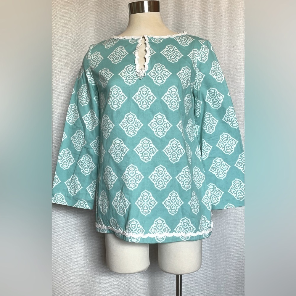 Voyage Boutique Delray Beach teal and white tunic